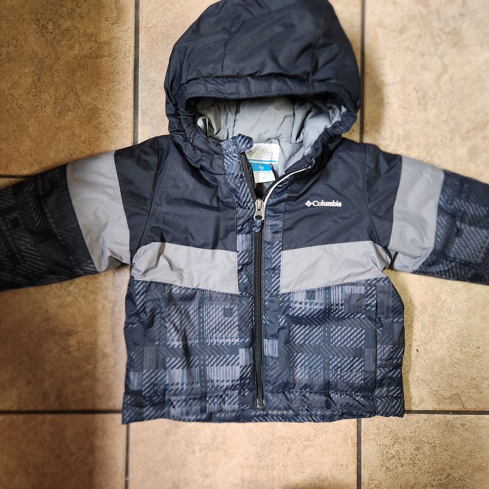 Columbia Black and Gray Hooded Jacket